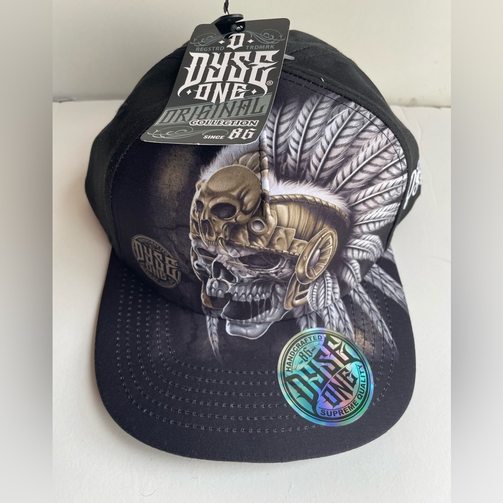 Dyse One Tribal Skull Graphic Baseball Cap - Black & Gray
